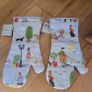 Ulster Weavers Walkies Oven Gloves x2 Image 5