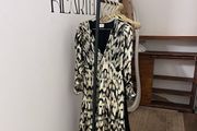 Stunning midi dress