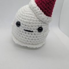handmade crochet Christmas ghosts