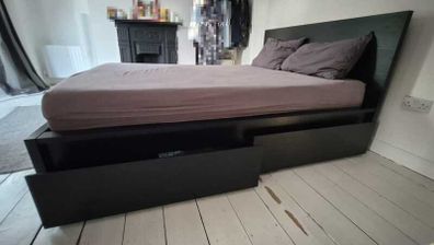 King Bed With 4 Storage Drawers and Mattress
