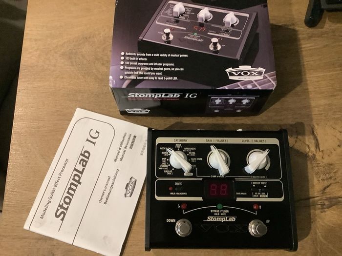 Vox SL1G StompLab IG Guitar Multi-Effects Modelling Pedal box