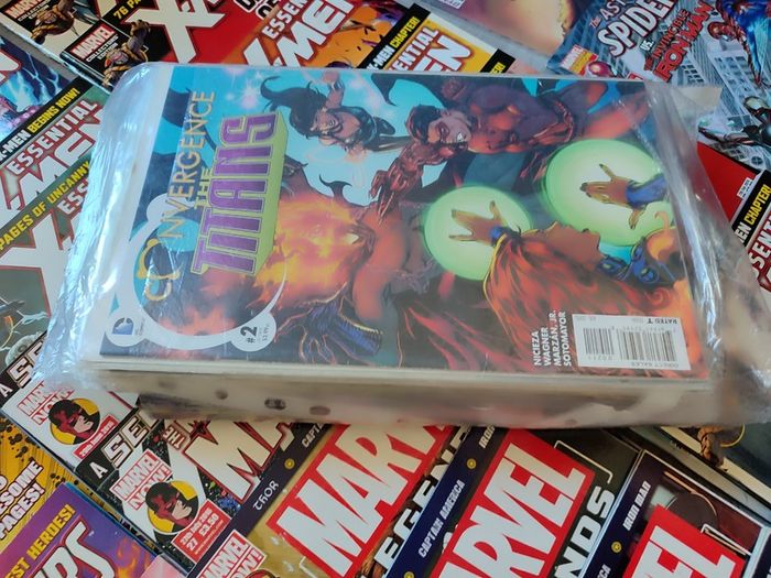 Massive DC & Marvel Comic Collection Batman, Justice League, Spiderman