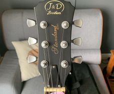 Jack & Danny Electric guitar with case