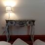 console table Image 2