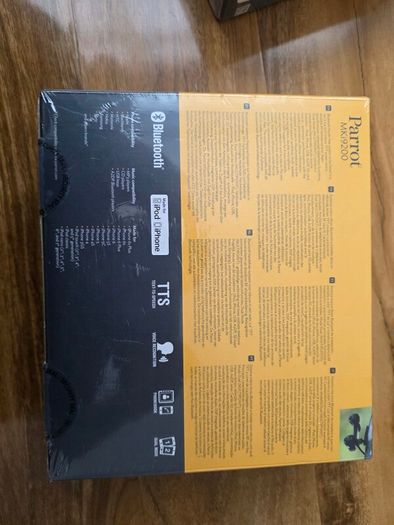 Sealed Parrot Mki9200 Advanced hands free x 2
