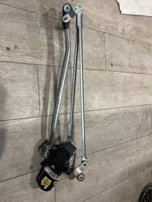 Dacia sandero wiper linkage and motor