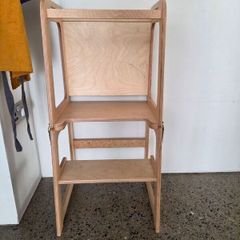 Montessori Tower