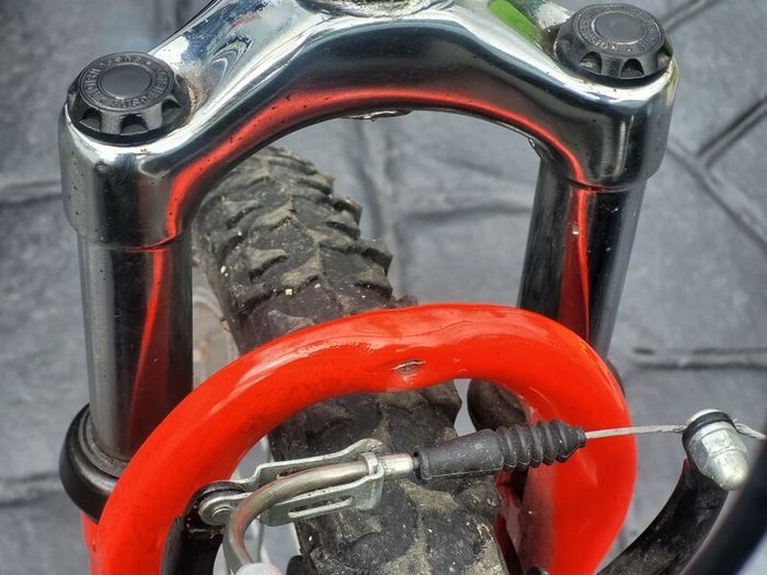 Young Persons Mountain Bike In Excellent Condition
