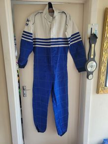 race wear suit