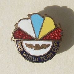1968 WORLD TEAM CUP (Speedway motorcycle racing) - spectator's/souvenir badge (1968)