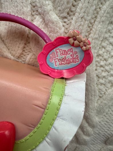 2006 My Little Pony Fancy Fashions Boutique Purse House Playset, Purse Only Used Please look at the pictures