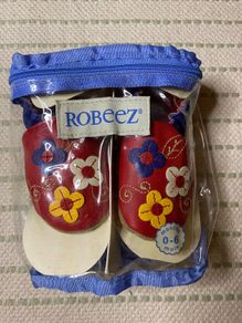 Brand new Robeez leather baby shoes 0-6mths