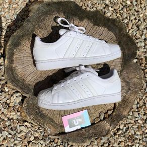 Classic Adidas Superstar White Cream