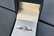 Brand New 18ct White Gold Natural Diamond Solitaire Engagement Ring