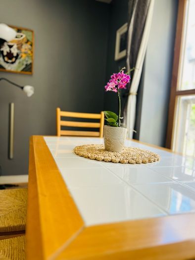 Stylish solid oak dining table set