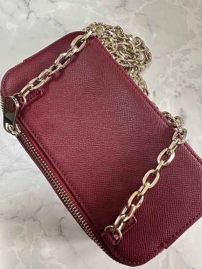 Tommy Hilfiger bag