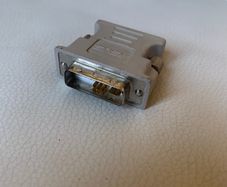 DVI-VGA adaptor