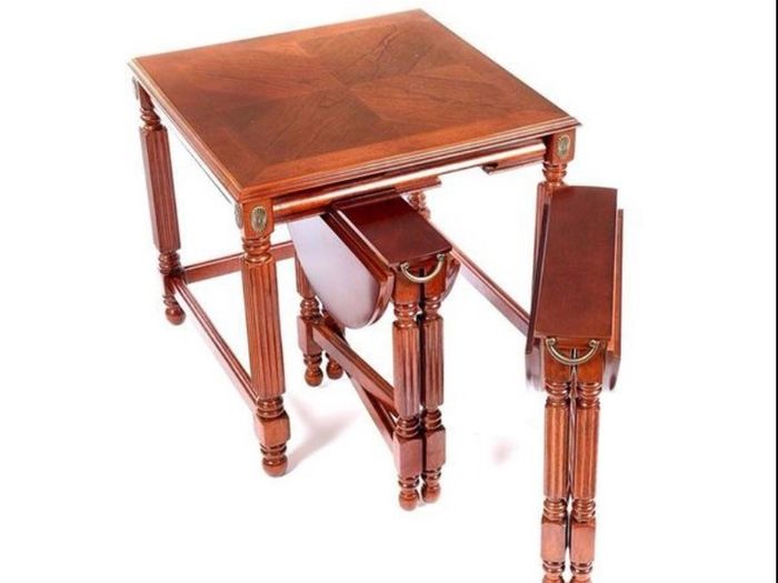 Mahogany Nest Of Three Tables