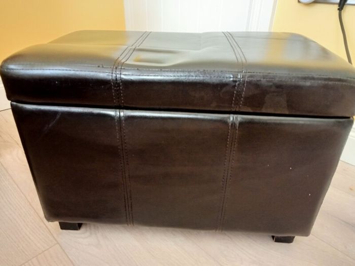 Medium Ottoman