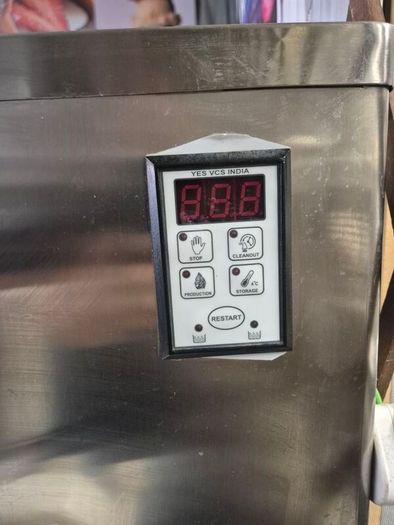 Acai ice-cream machine