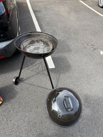 Charcoal BBQ small/medium