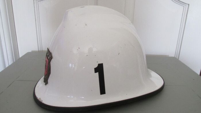 Rare Dutch fire helmet (3 of 3)
