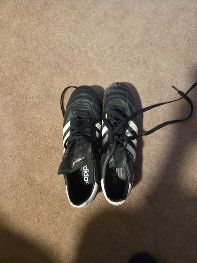 Adidas Kaiser 5