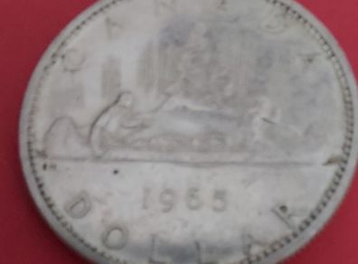 CANADA  1965 Silver Dollar coin in very Fine Condition