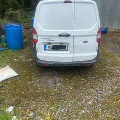 ford courier van for breaking
