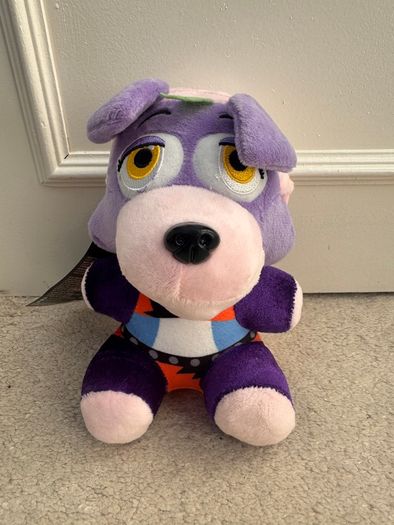 FNAF Five Nights At Freddy's Security Breach approx. 17 cm. Roxanne Wolf Plush Please see photos