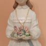 Porcelain figurine Image 2