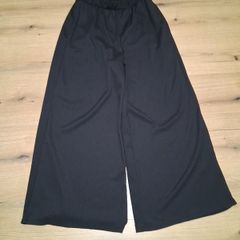 Black wide leg trousers size 16-18