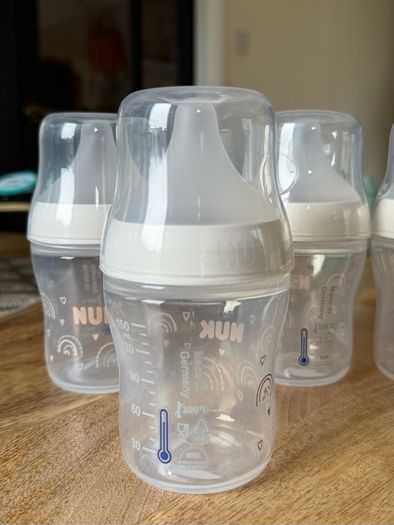 NUK Perfect Match Newborn Baby Bottle Set | 0+ Months | 150ml | Anti Colic Feeding Bottle | PP | Temperature Control Indicator | Rainbow | 4 Count