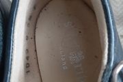 Girls shoes