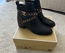 Michael Kors black/brown leather boots (us 7M/Uk 5)