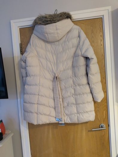 Fluid Padded Coat With Faux Fur Trim On the Hood.  S. 16-18.  B.N.W.T.