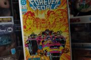 Forever People ! First Issue ! First Printing ! Copper Age Comic from 1988 ! by DC Comics !