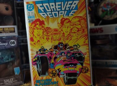 Forever People ! First Issue ! First Printing ! Copper Age Comic from 1988 ! by DC Comics !