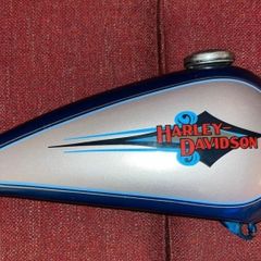Harley Davidson split tank & front fender