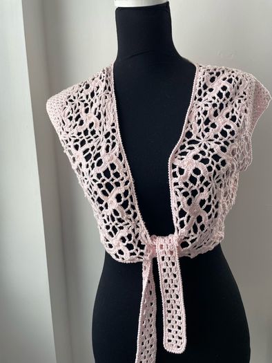 Jensen Woman pink pearl crochet tie front top cardigan sleeveless size medium
