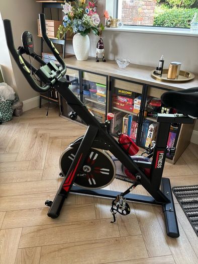 Indoor cycling bike