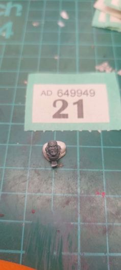 Warhammer 40K space marine heads singles