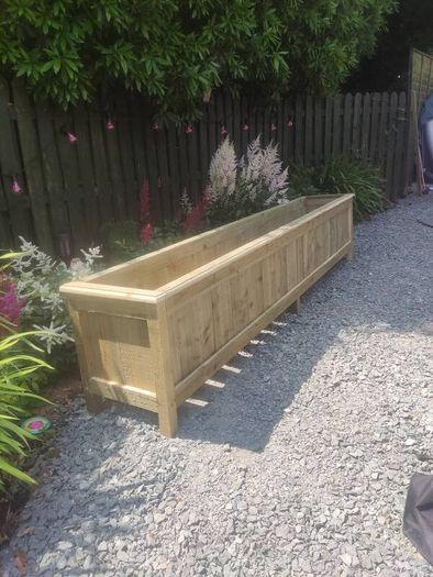 Rustic style planter