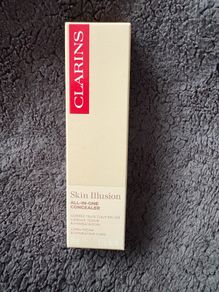 Clarins Skin illusion All in one concealer  - 09