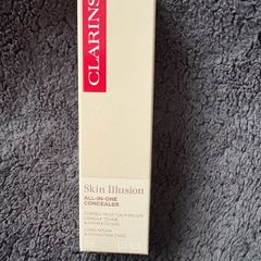 Clarins Skin illusion All in one concealer  - 09