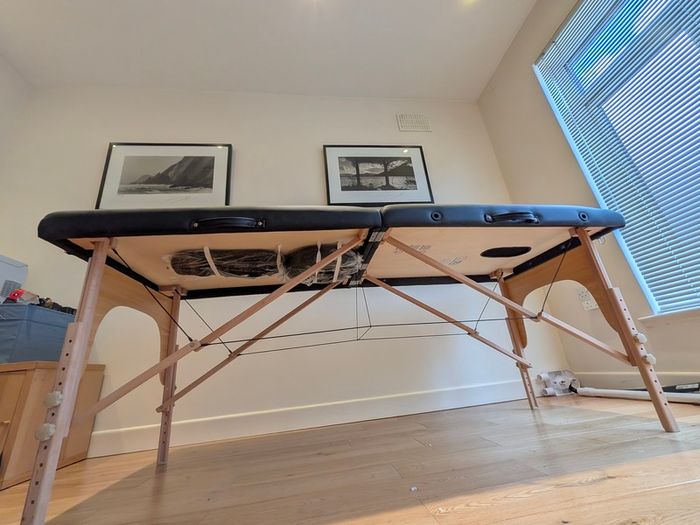 Massage Table- foldable