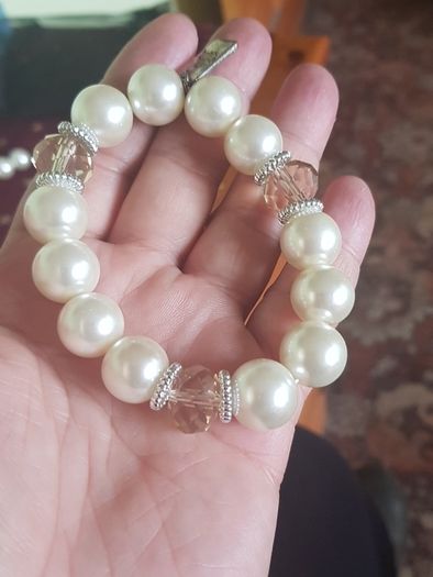 Heavy Pearl Necklace and Bracelet