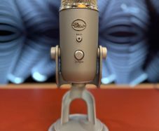 Logitech Blue Yeti USB Microphone - Nearly New, Warranty Included