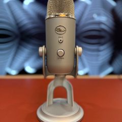 Logitech Blue Yeti USB Microphone - Nearly New, Warranty Included