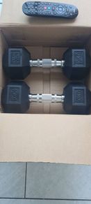 brand new 2x10kilo set of hex dumbbells